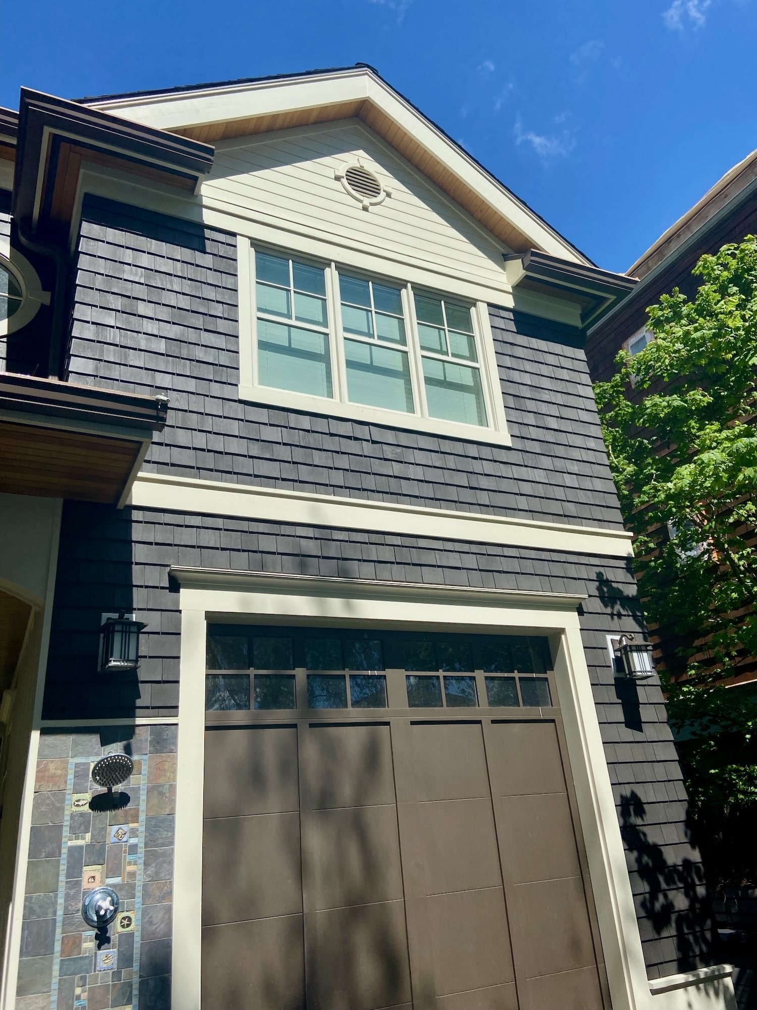 Dry rot repair and exterior restoration on a Seattle-area home (photo 9 of 40)