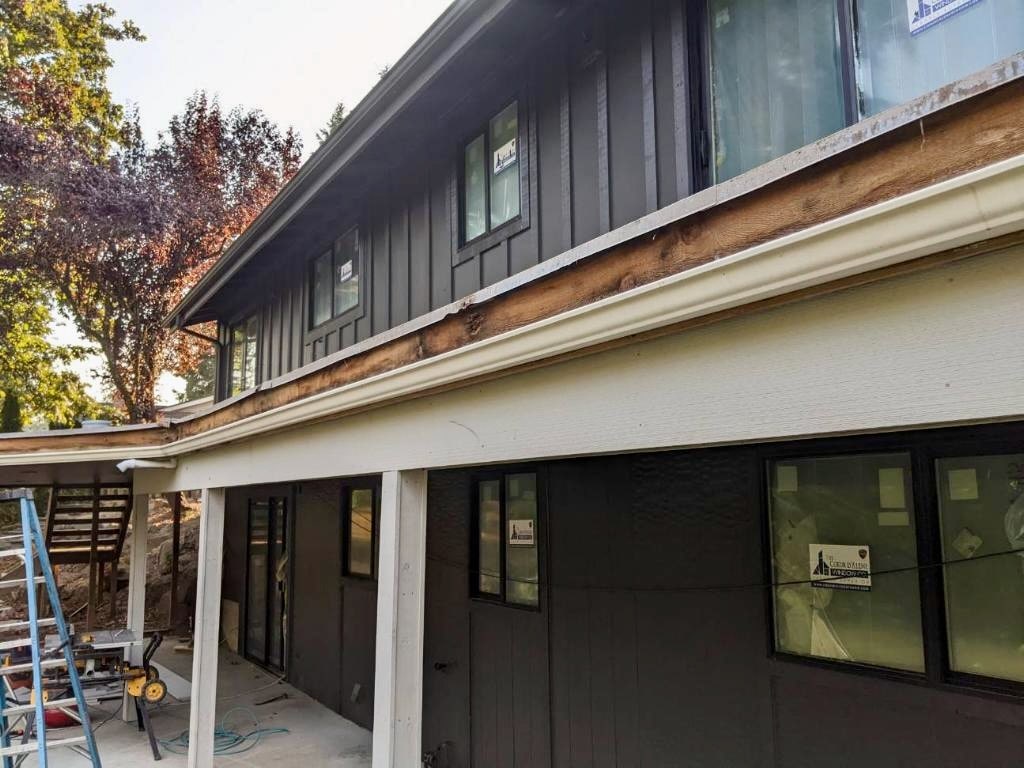 Dry rot repair and exterior restoration on a Seattle-area home (photo 21 of 40)