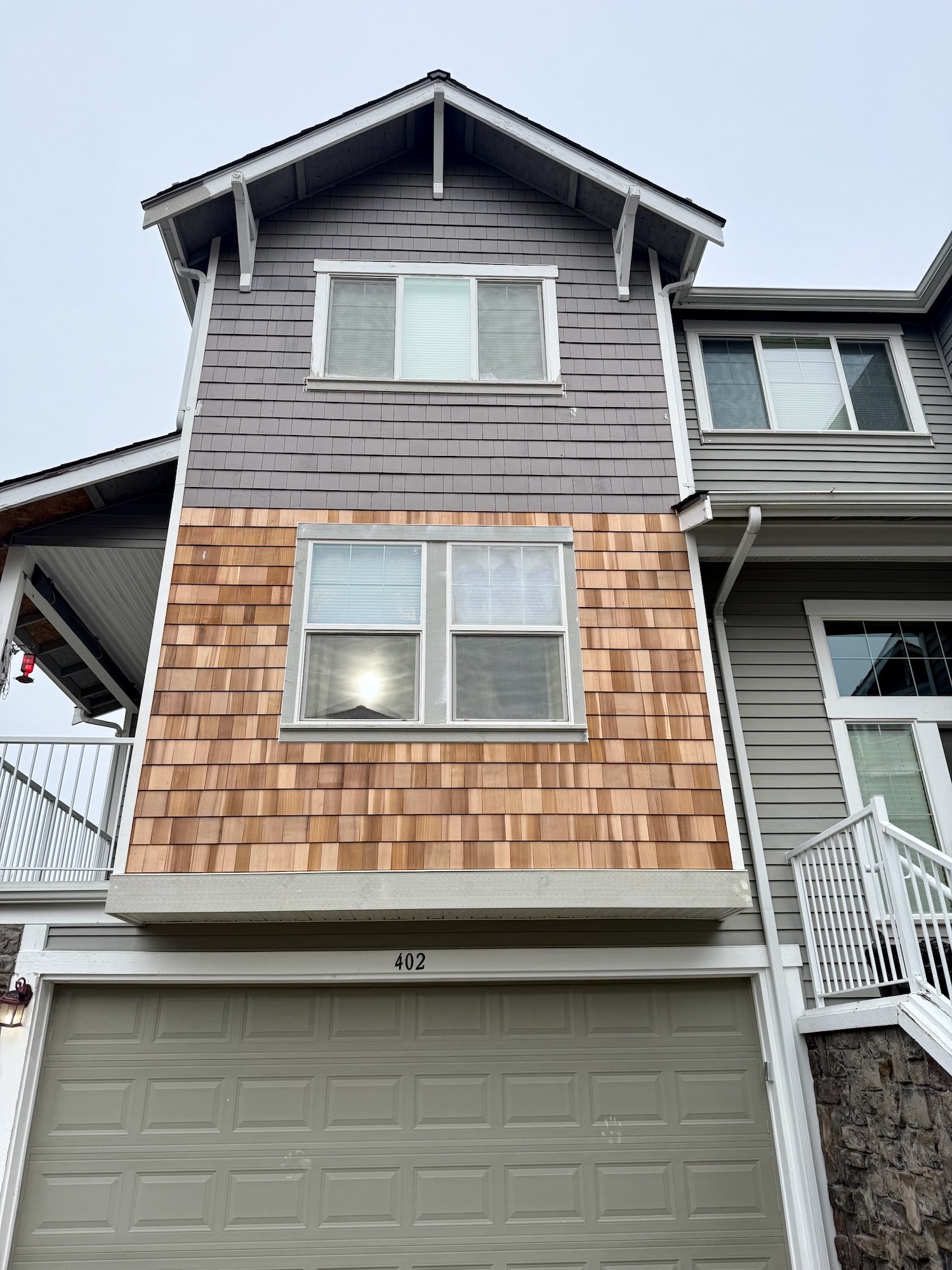 Dry rot repair and exterior restoration on a Seattle-area home (photo 23 of 40)