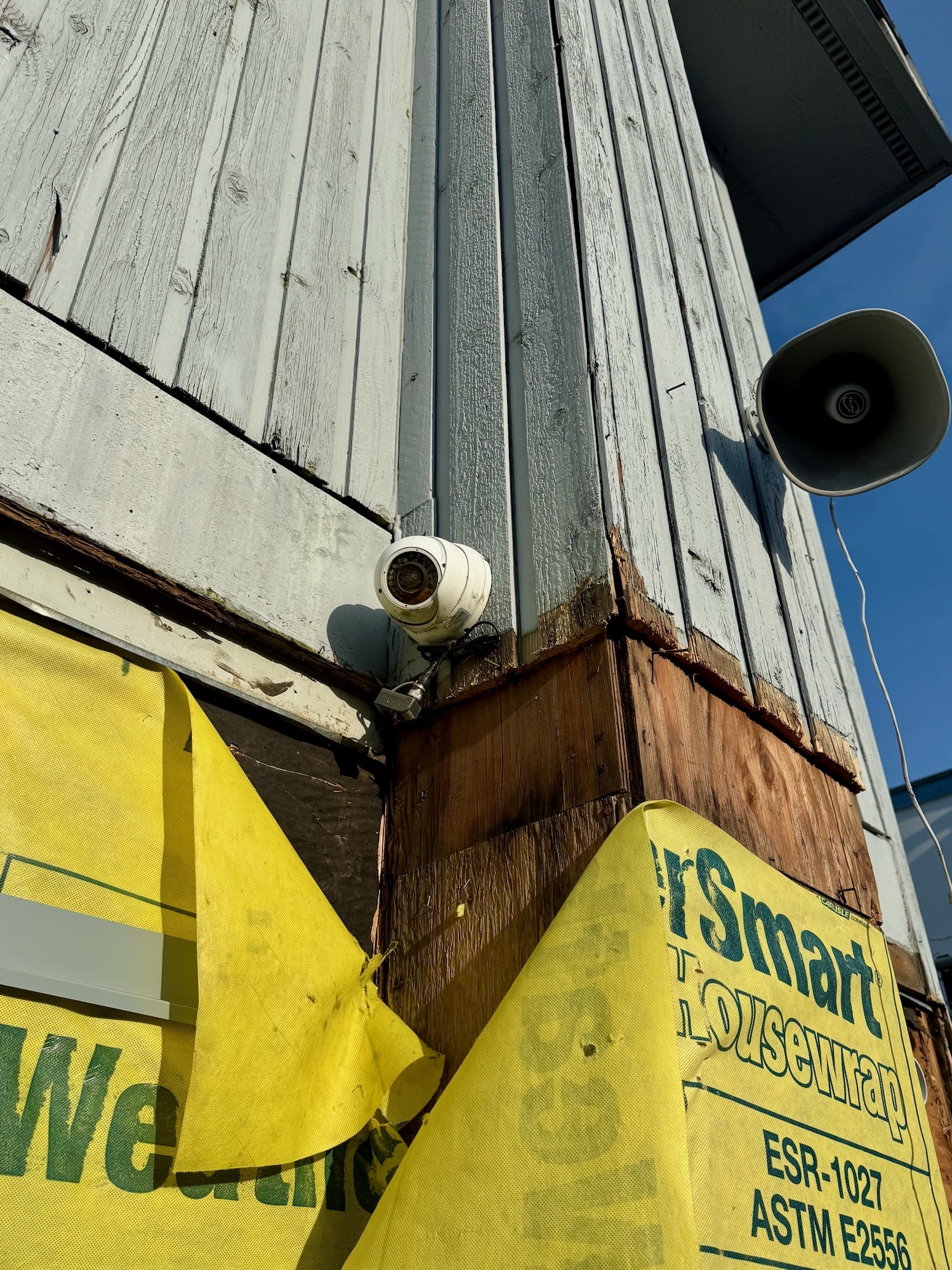 Dry rot repair and exterior restoration on a Seattle-area home (photo 29 of 40)