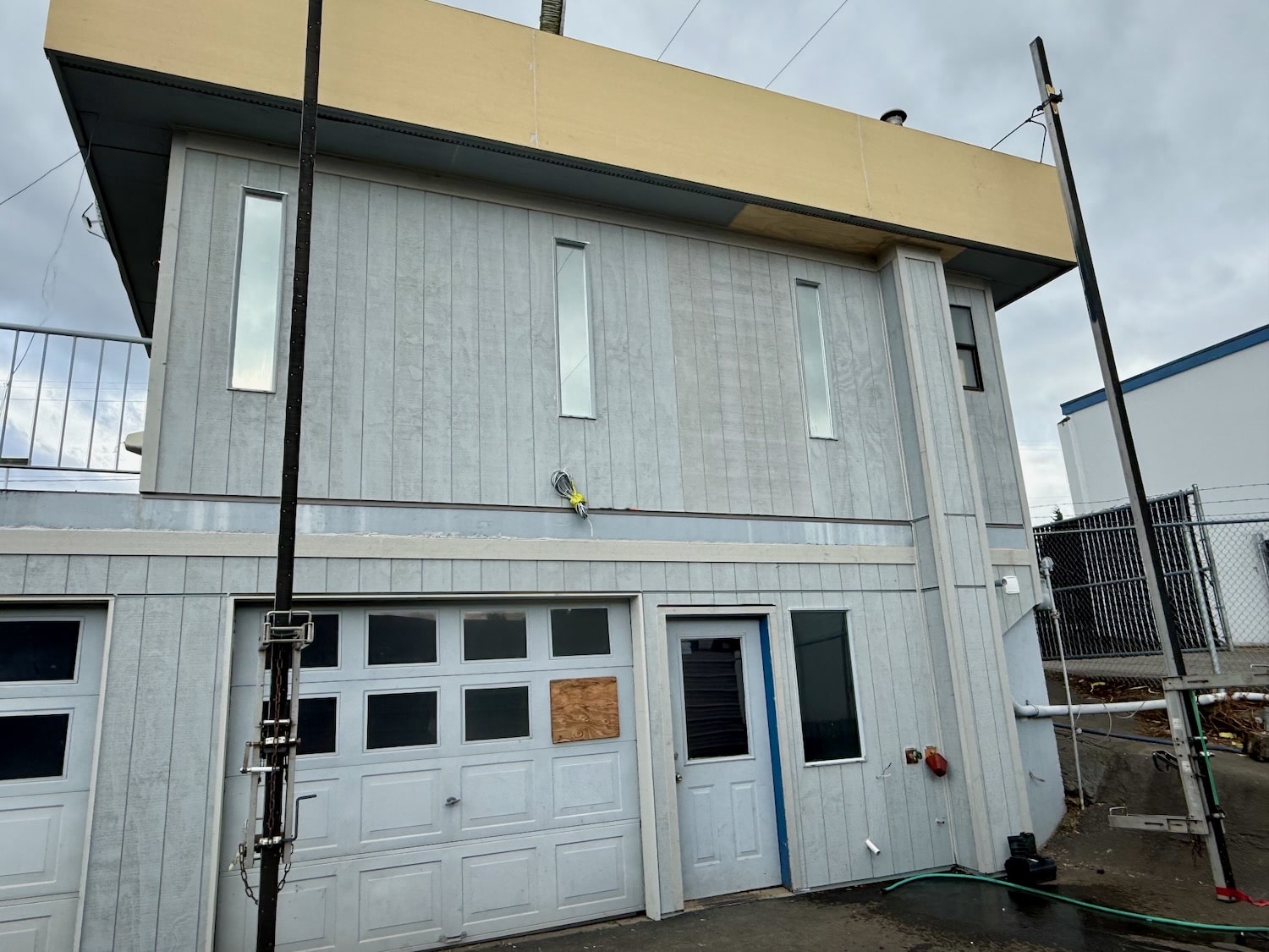 Dry rot repair and exterior restoration on a Seattle-area home (photo 39 of 40)